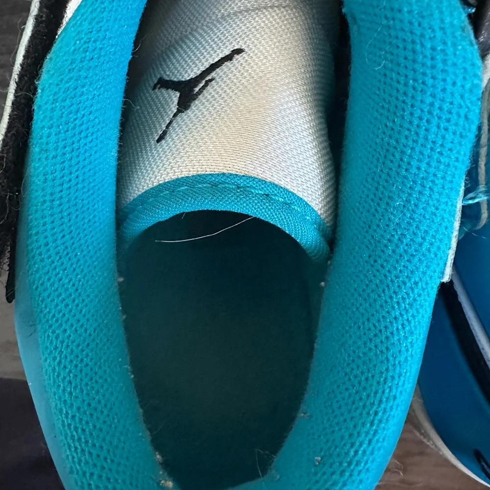 Authentic NIKE AIR JORDAN 1 Strap Low Neo Turquoise Sneakers 574420-116 10 1/2M
